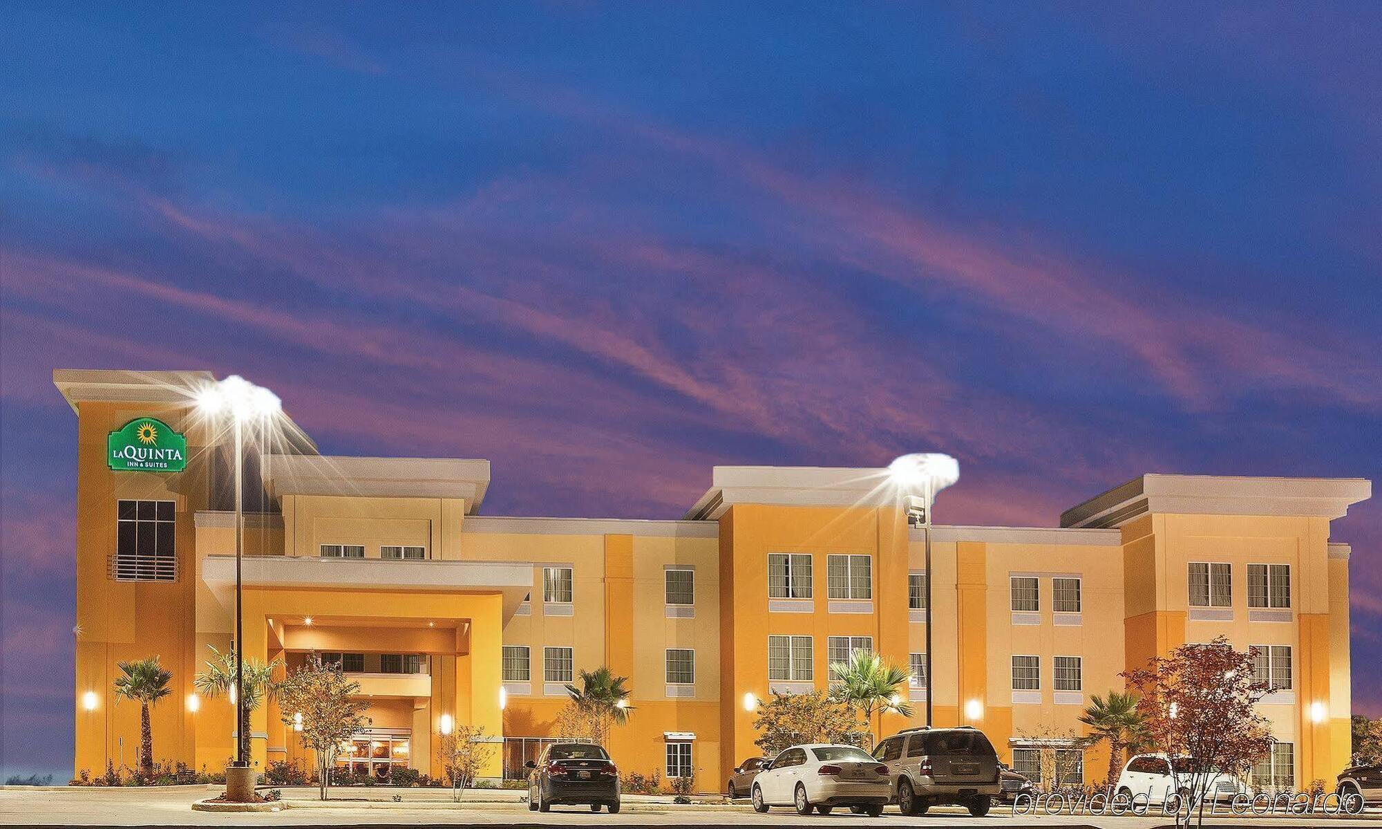Hotel La Quinta By Wyndham Jourdanton - Pleasanton Exteriér fotografie