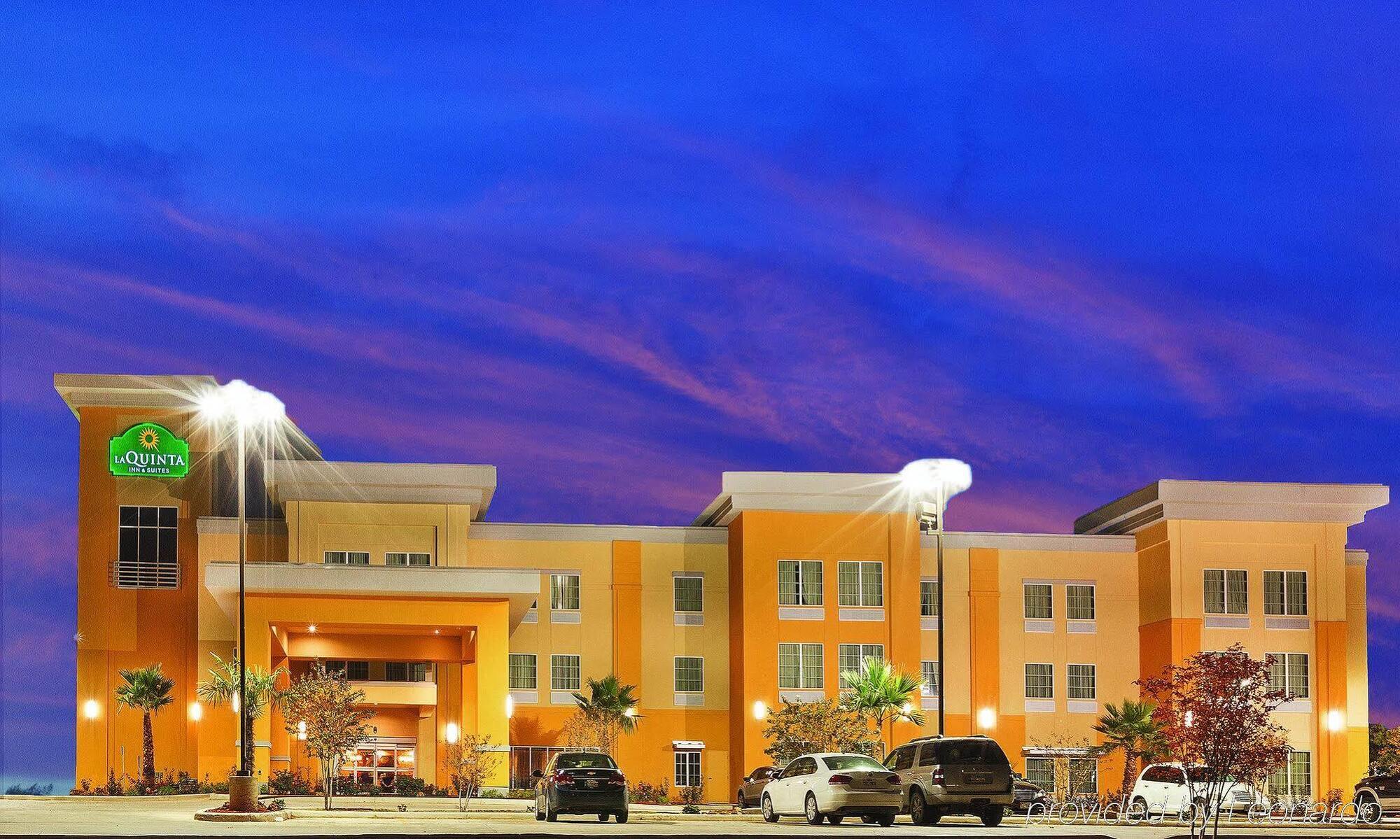 Hotel La Quinta By Wyndham Jourdanton - Pleasanton Exteriér fotografie